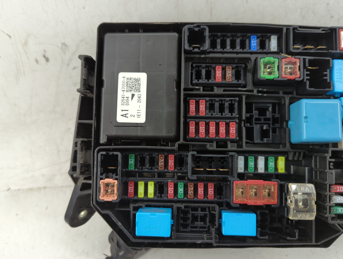2020-2022 Toyota Corolla Fusebox Fuse Box Panel Relay Module P/N:82641-47050-A Fits Fits 2020 2021 2022 OEM Used Auto Parts 