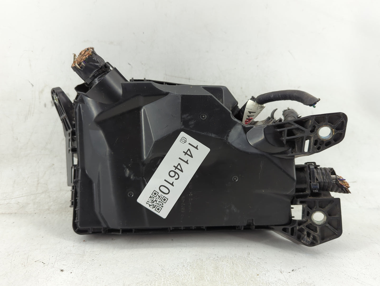 2020-2022 Toyota Corolla Fusebox Fuse Box Panel Relay Module P/N:82641-47050-A Fits Fits 2020 2021 2022 OEM Used Auto Parts 