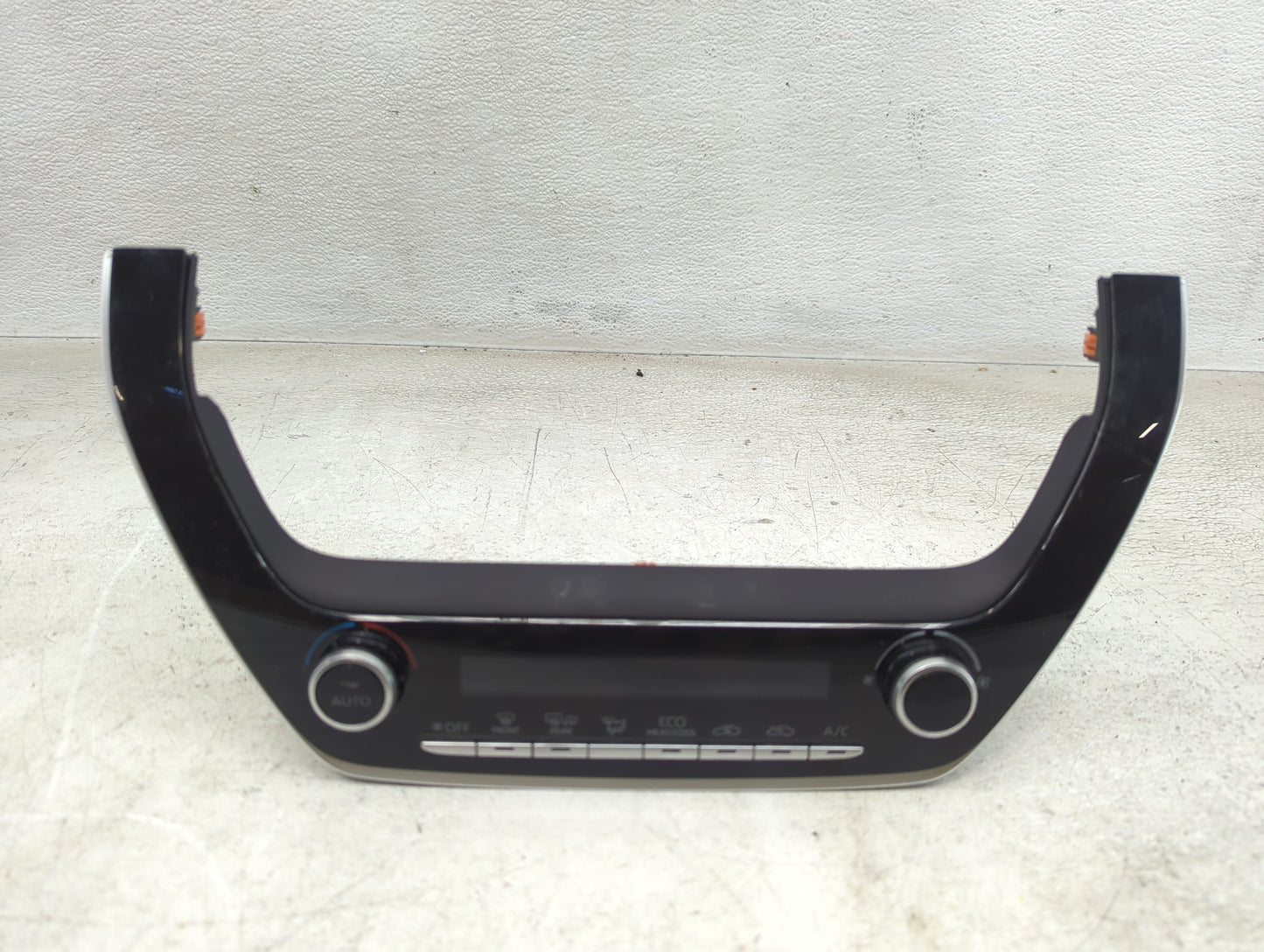 2022 Toyota Corolla Climate Control Module Temperature AC/Heater Replacement P/N:55900-02D50 Fits OEM Used Auto Parts - Oemu