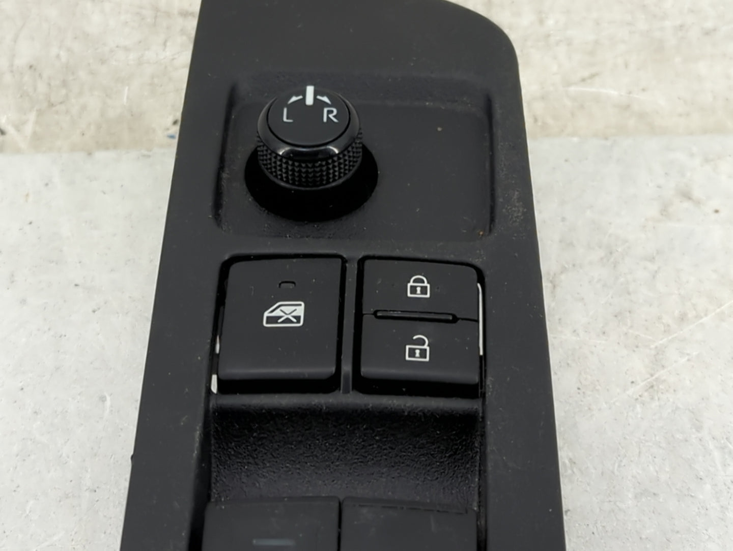 2022 Toyota Corolla Master Power Window Switch Replacement Driver Side Left P/N:84040-12150 078-3V26 Fits Fits 2019 2020 OEM