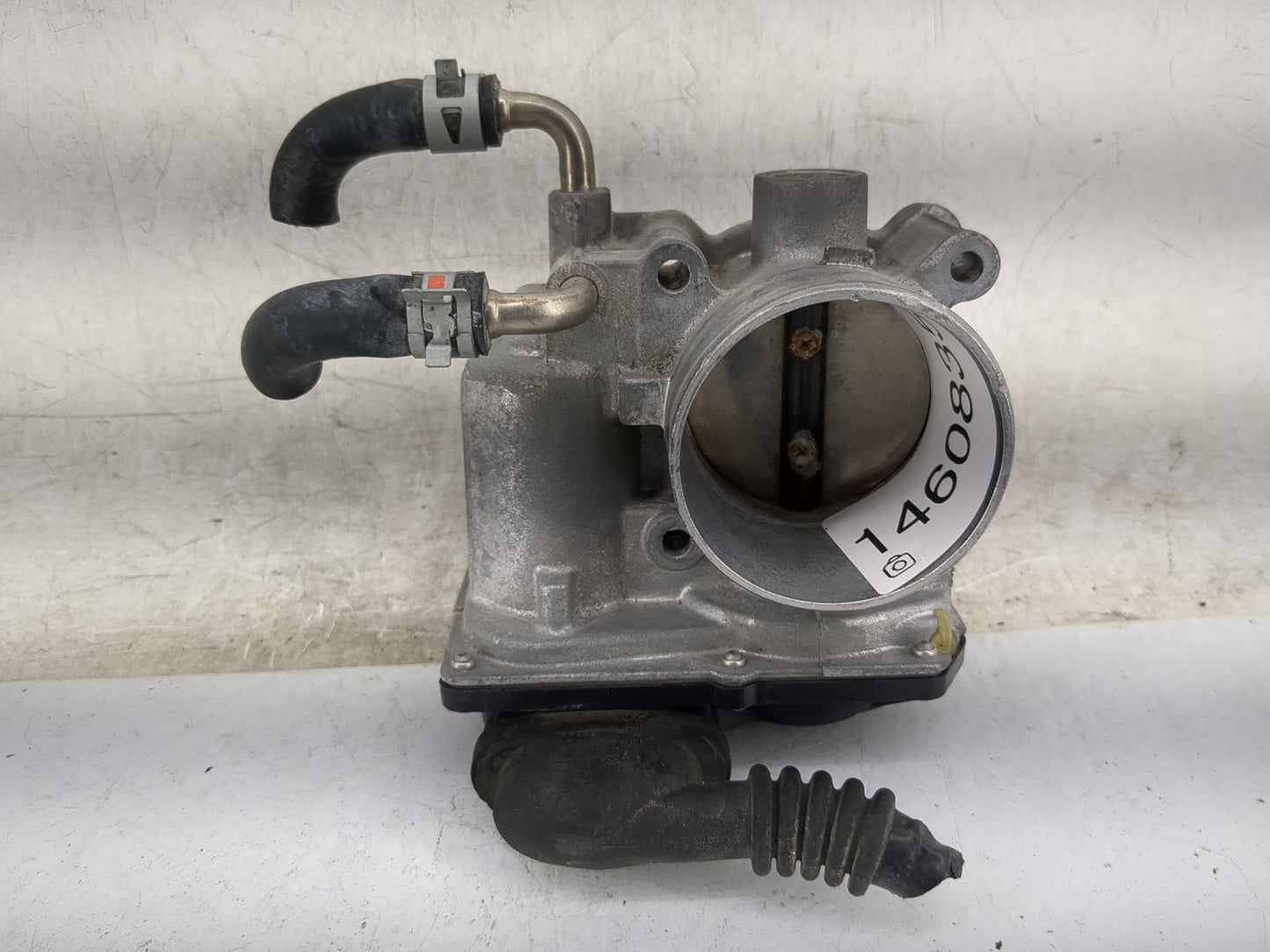 2020-2022 Toyota Corolla Throttle Body P/N:22030-0T130 Fits Fits 2013 2014 2018 2019 2020 2021 2022 OEM Used Auto Parts - Oe