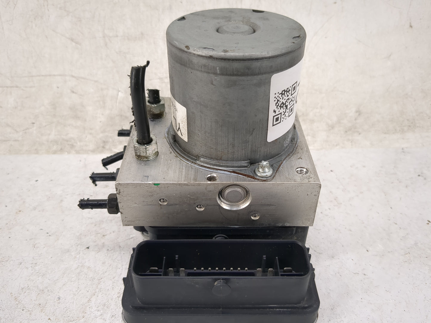 2020-2022 Toyota Corolla ABS Pump Control Module Replacement P/N:3330A20065 0265957015, 0265258315 Fits Fits 2020 2021 2022 