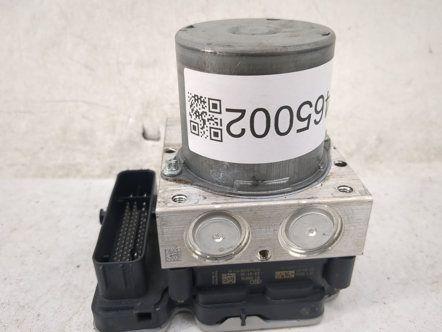 2020-2022 Toyota Corolla ABS Pump Control Module Replacement P/N:3330A20065 0265957015, 0265258315 Fits Fits 2020 2021 2022 