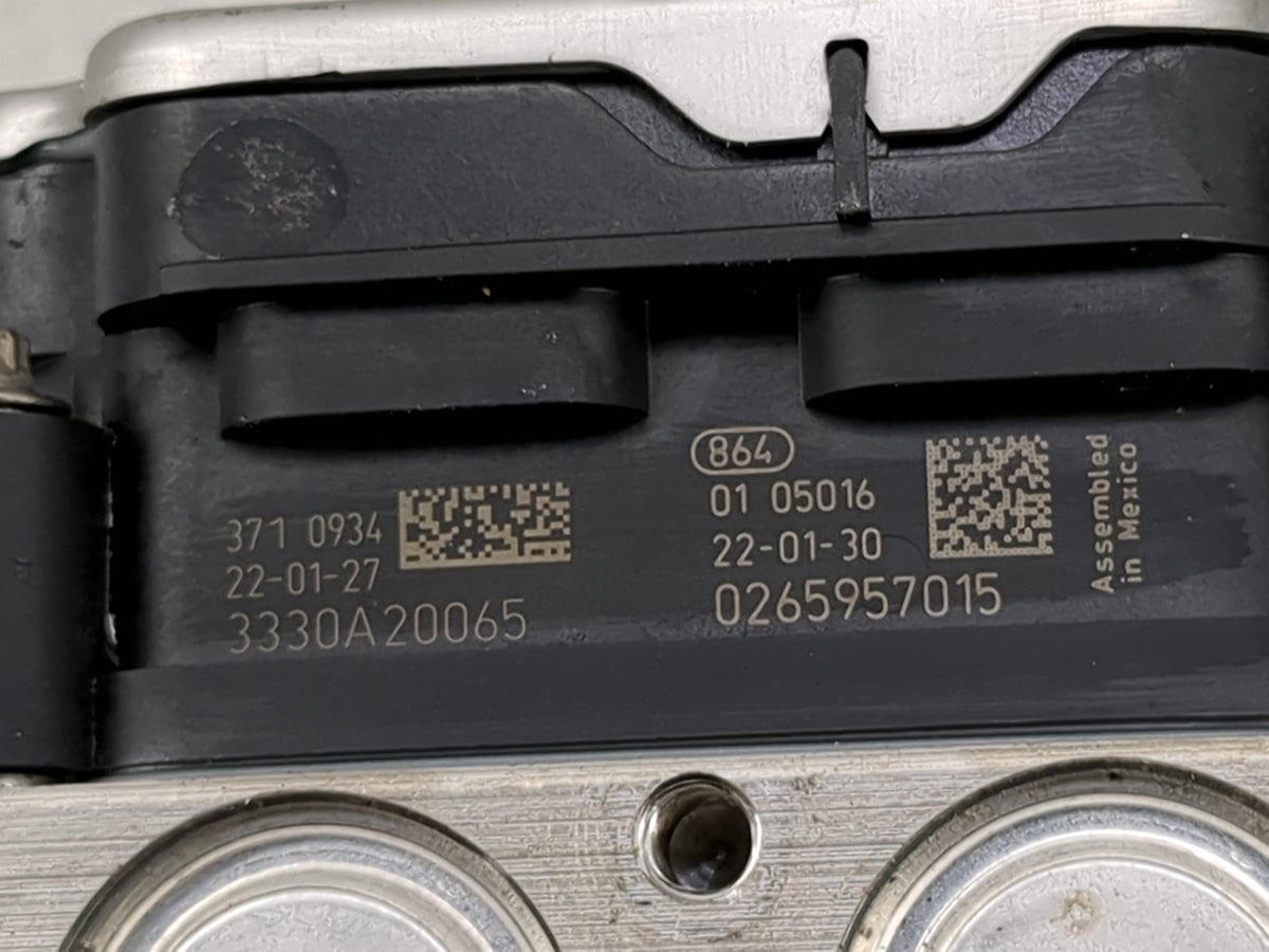 2020-2022 Toyota Corolla Anti-Lock Brake ABS Pump Module Actuator OEM P/N:3330A20065 0265957015 Fits Fits 2020 2021 2022 OEM