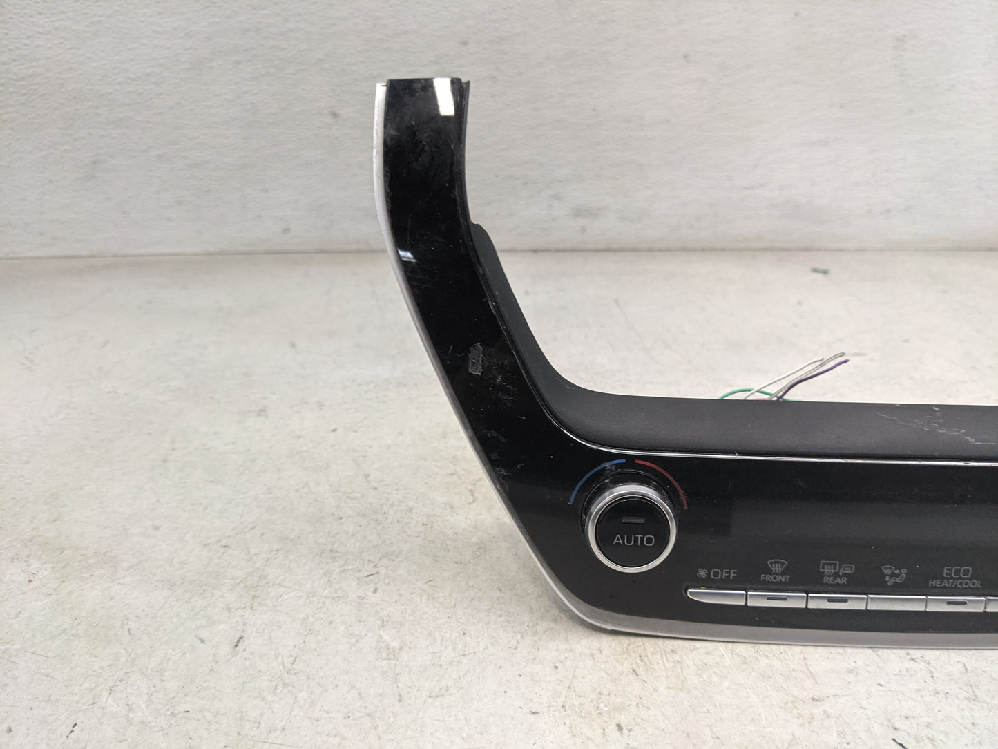 2022 Toyota Corolla Climate Control Module Temperature AC/Heater Replacement P/N:75K714 Fits OEM Used Auto Parts - Oemusedau