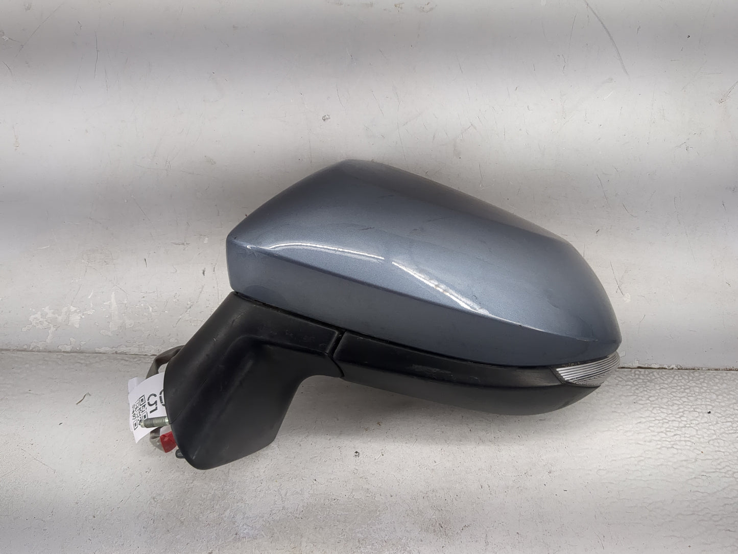 2019-2022 Toyota Corolla Driver Side View Mirror - Left Door Mirror OEM Used - Oemusedautoparts1.com