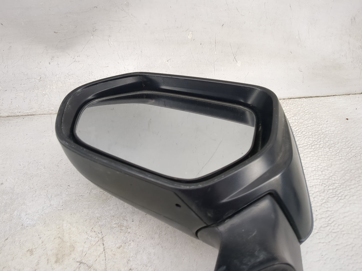 2019-2022 Toyota Corolla Driver Side View Mirror - Left Door Mirror OEM Used - Oemusedautoparts1.com