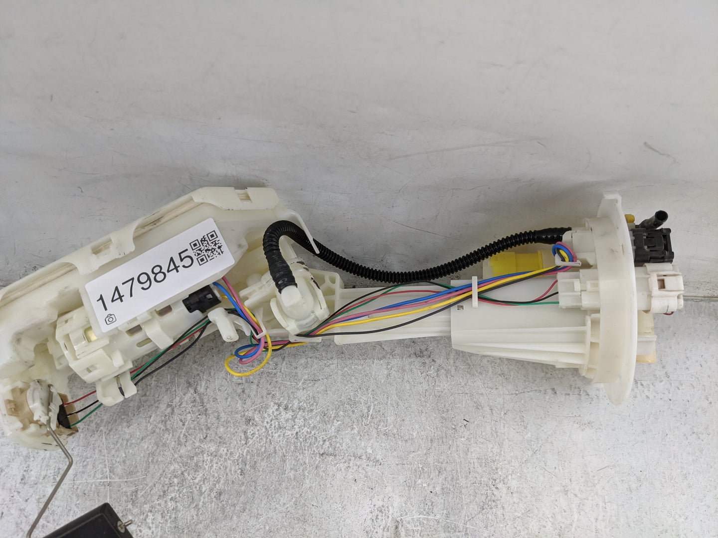 Toyota Corolla Electrical Gas Fuel Pump Assembly 1479845 - Oemusedautoparts1.com