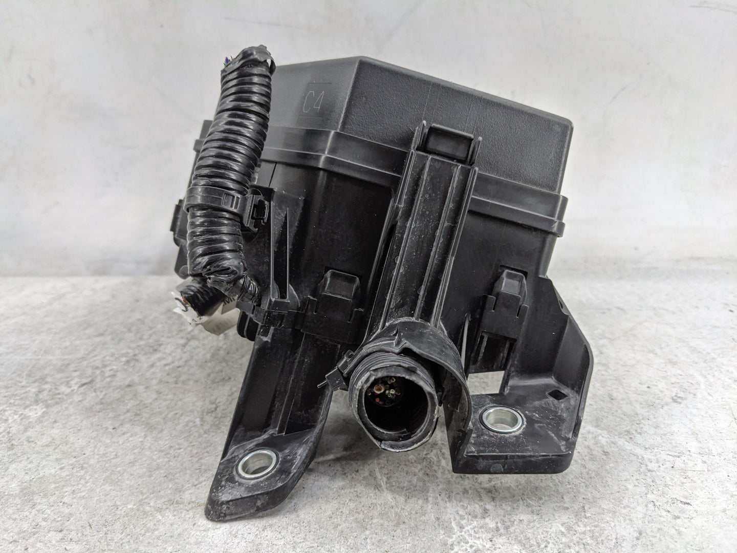 2020-2022 Toyota Corolla Fusebox Fuse Box Panel Relay Module P/N:82641-47050-A Fits Fits 2020 2021 2022 OEM Used Auto Parts 