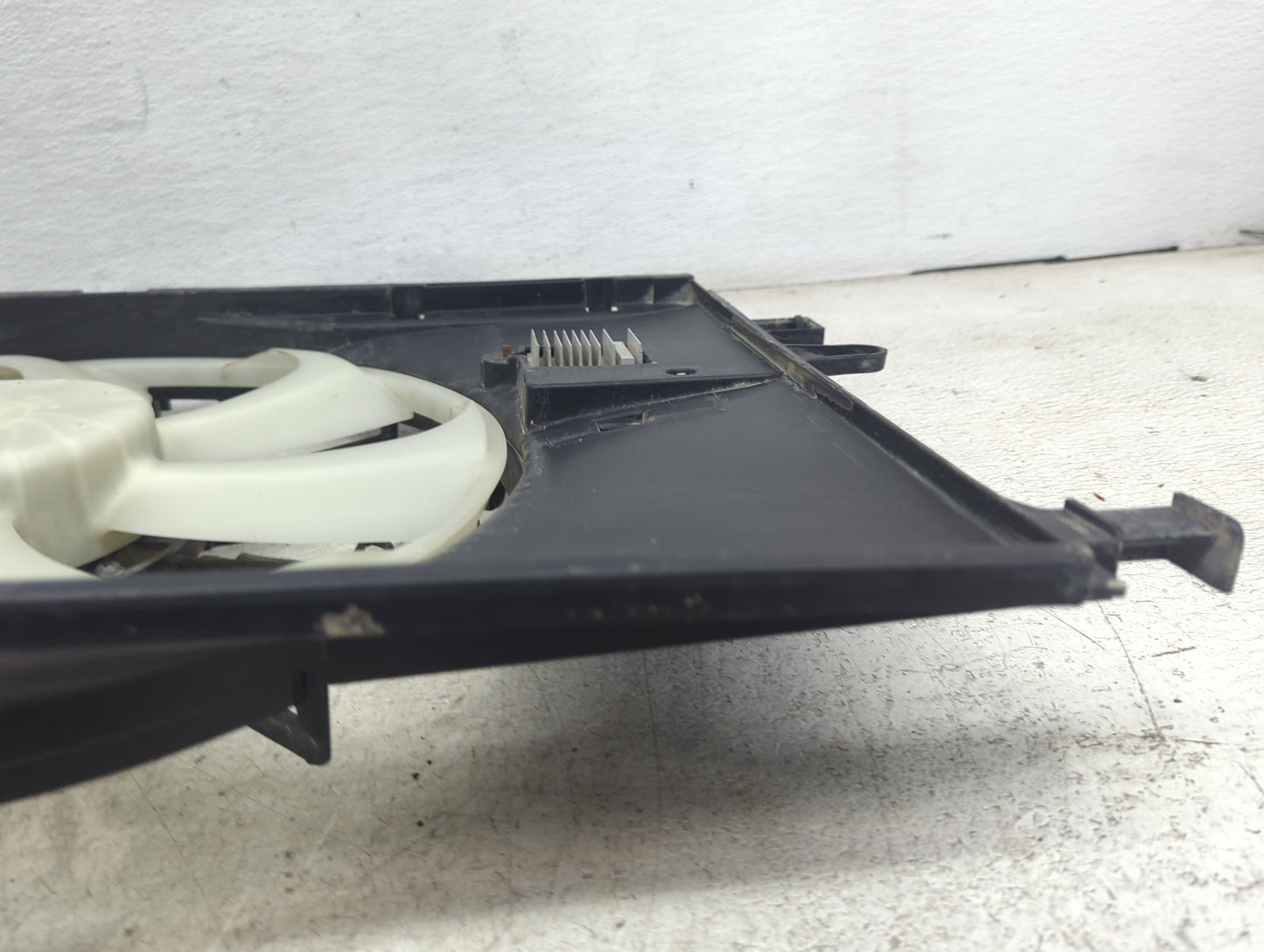 2020-2022 Toyota Corolla Electric Radiator Cooling Fan Motor Assembly P/N:16363-37130 168000-8180 Fits Fits 2020 2021 2022 O