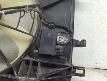 2020-2022 Toyota Corolla Electric Radiator Cooling Fan Motor Assembly P/N:16363-37130 268000-5160 Fits Fits 2020 2021 2022 OEM Used Auto Parts
