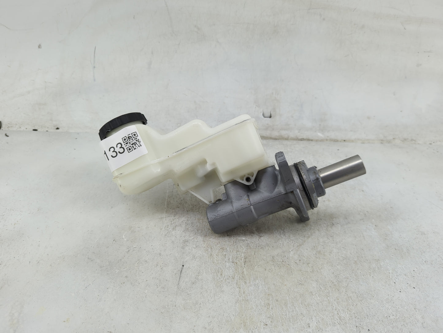 2019-2022 Toyota Corolla Brake Master Cylinder 1489133 - Oemusedautoparts1.com