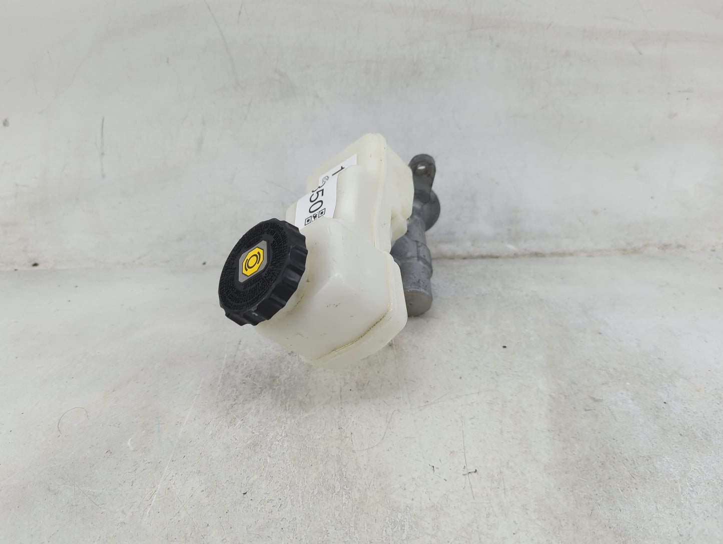 2019-2022 Toyota Corolla Brake Master Cylinder 1490350 - Oemusedautoparts1.com