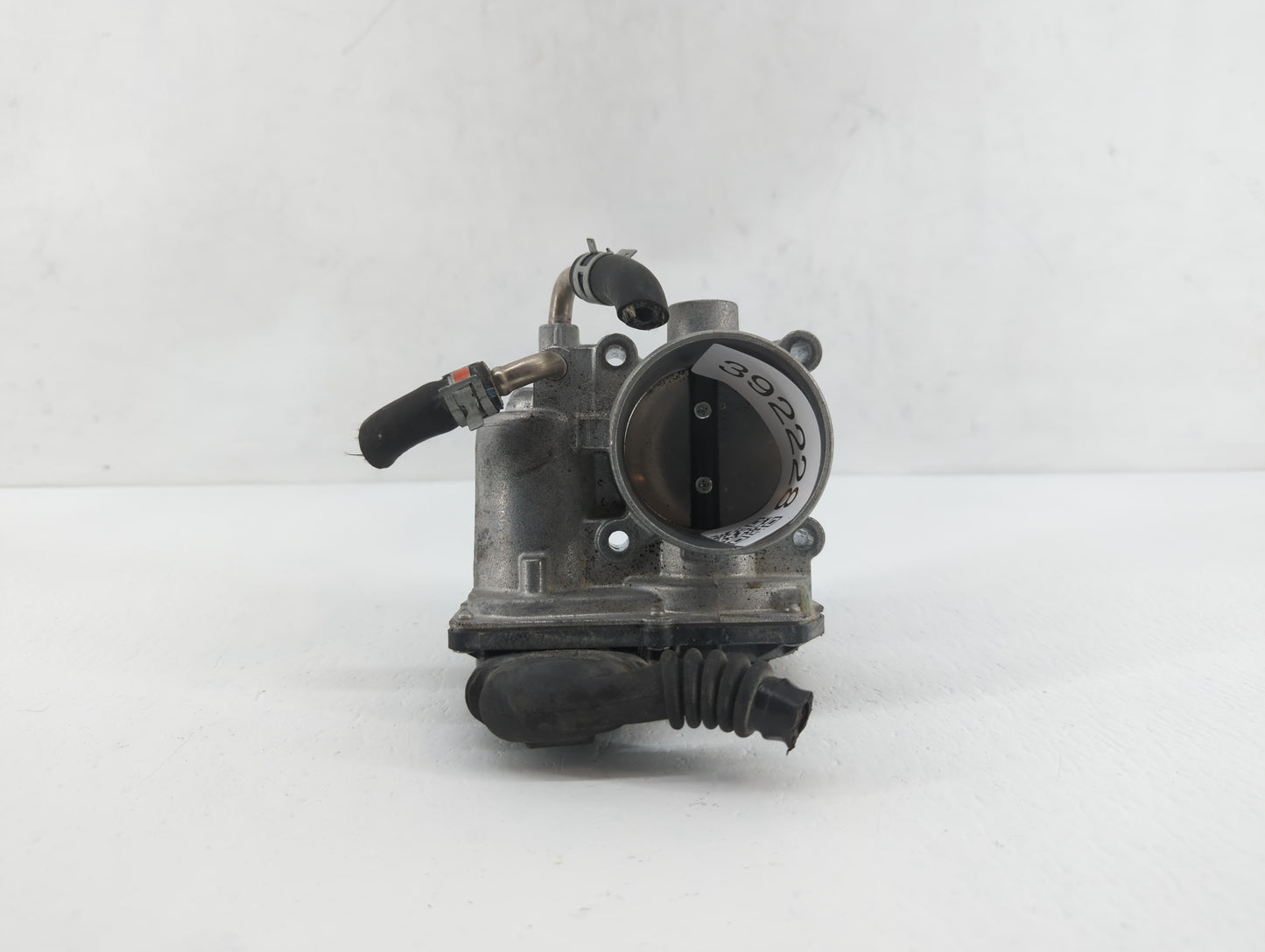 2022 Toyota Corolla Throttle Body P/N:22030-0T130 22030-37040 Fits Fits 2013 2014 OEM Used Auto Parts - Oemusedautoparts1.co