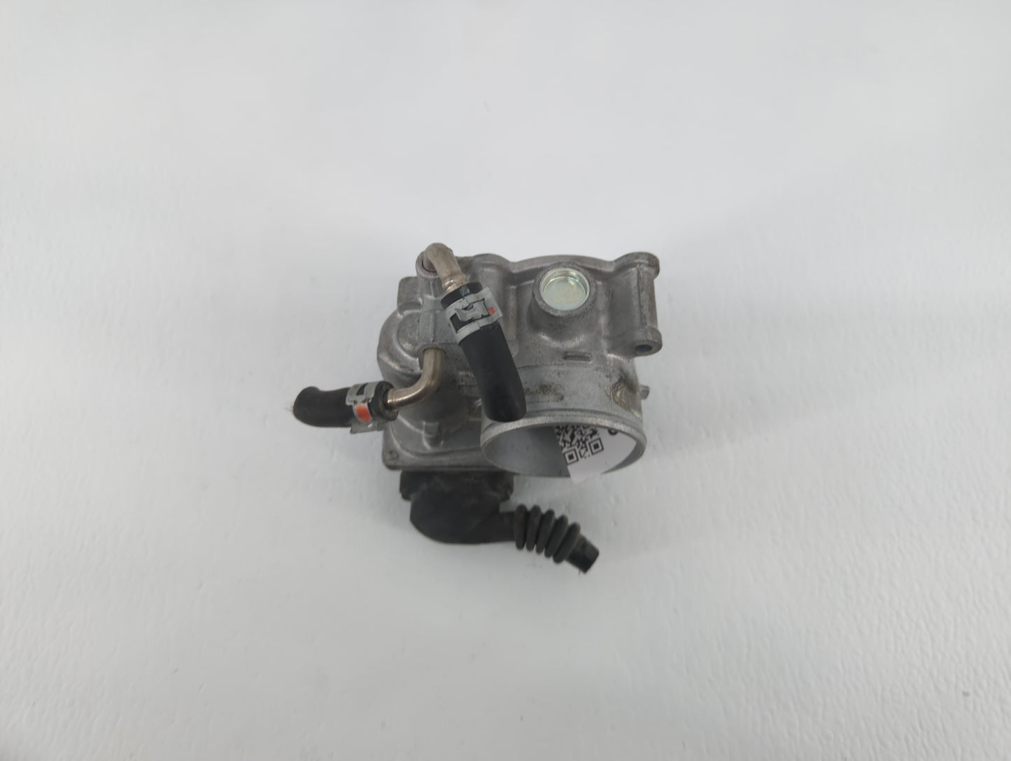 2022 Toyota Corolla Throttle Body P/N:22030-0T130 22030-37040 Fits Fits 2013 2014 OEM Used Auto Parts - Oemusedautoparts1.co