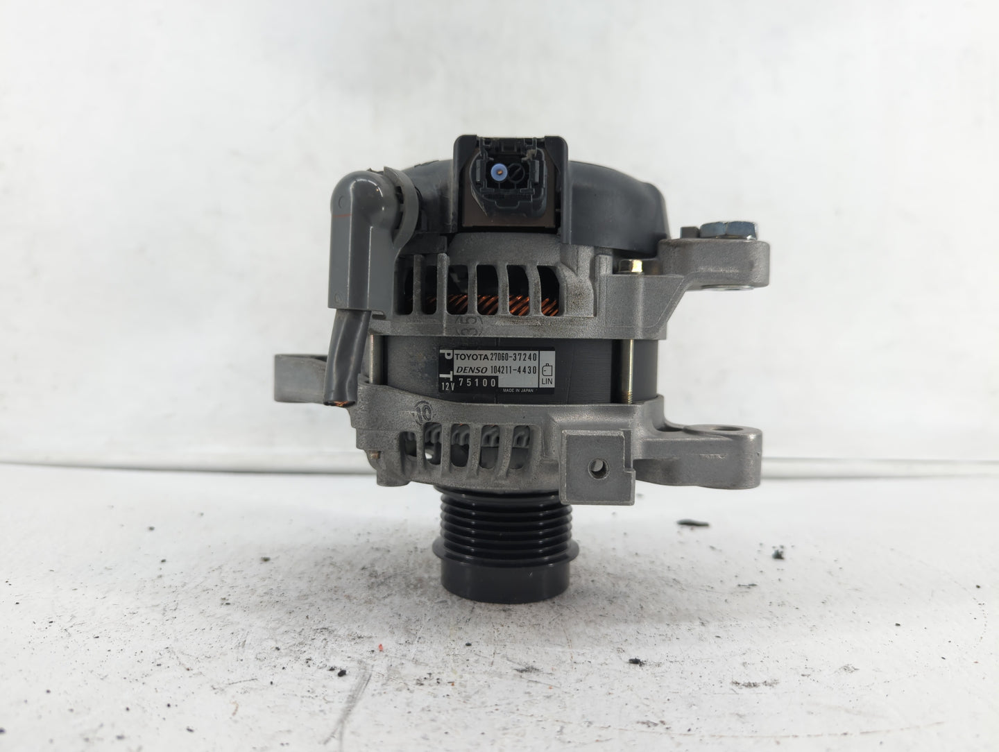 2020-2022 Toyota Corolla Alternator Replacement Generator Charging Assembly Engine OEM P/N:27060-37240 27060-F2010 Fits OEM 