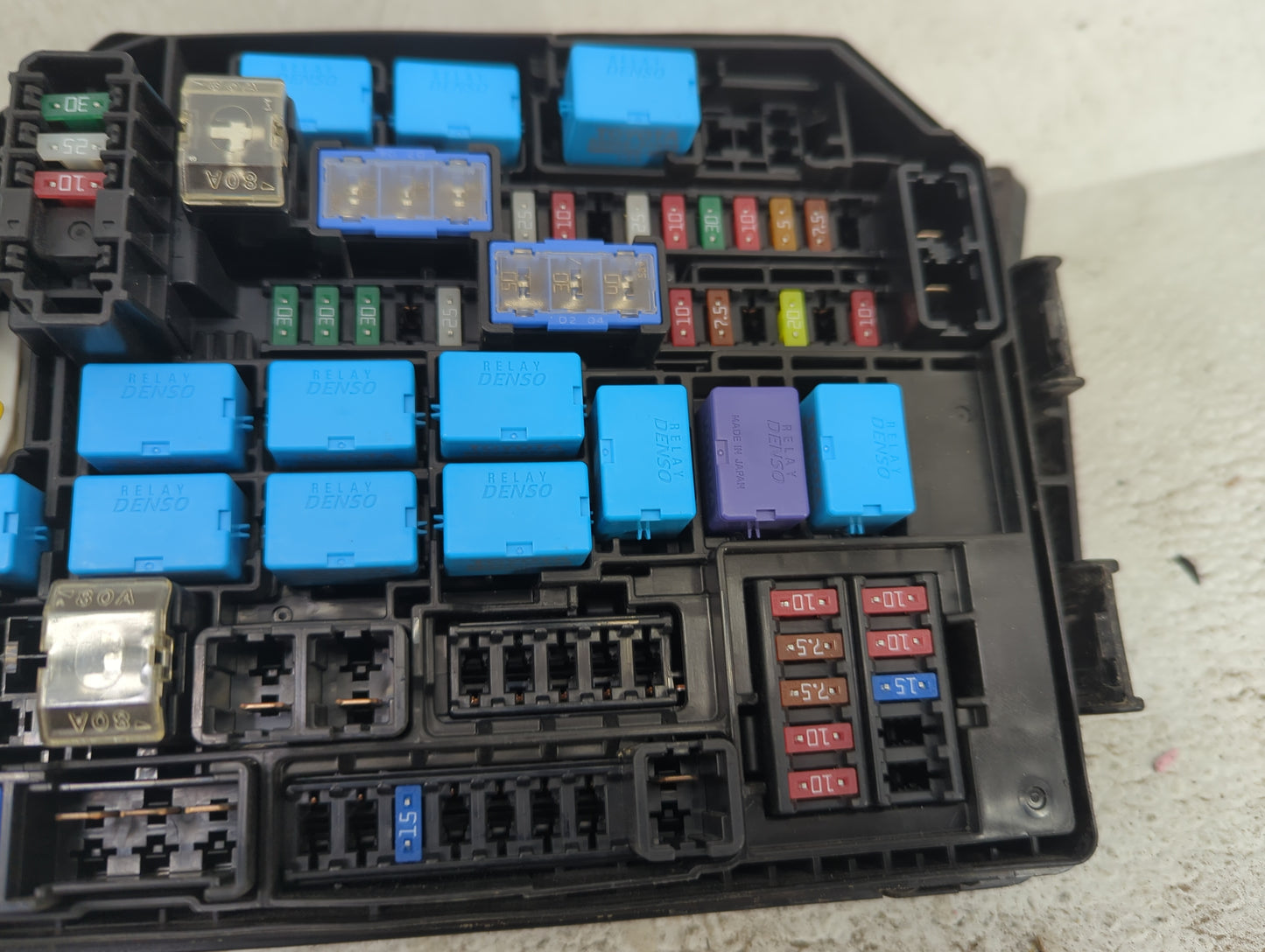 2022 Toyota Corolla Cross Fusebox Fuse Box Panel Relay Module Fits OEM Used Auto Parts - Oemusedautoparts1.com