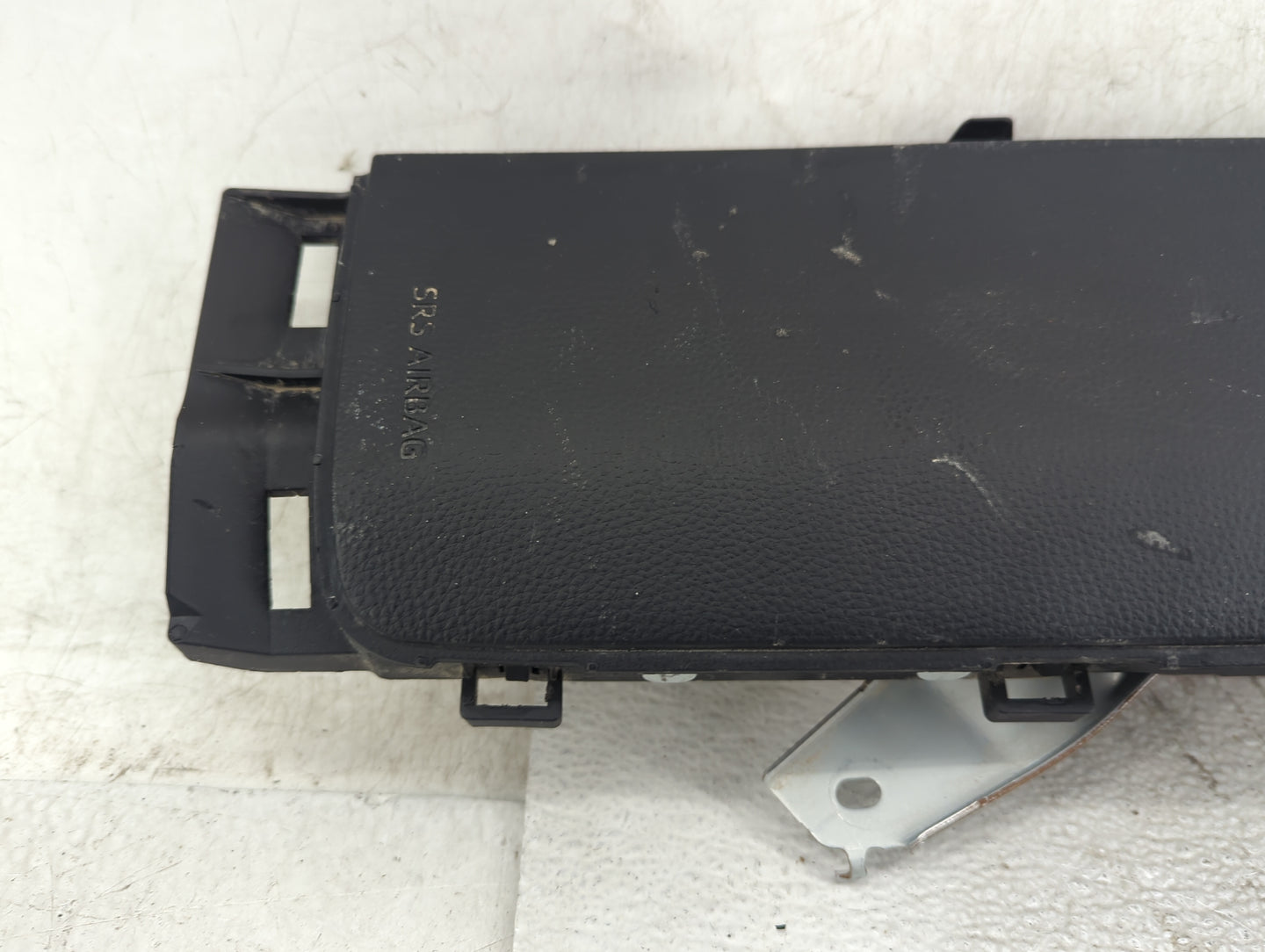 2022 Toyota Corolla Cross Air Bag Passenger Right Knee OEM P/N:SAB ASP-2 0080.P1.12.0003 Fits OEM Used Auto Parts - Oemuseda