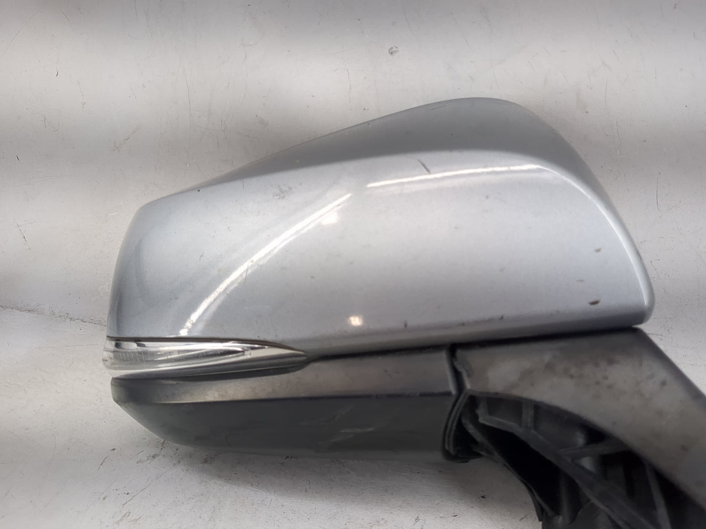 2022 Toyota Corolla Cross Passenger Side View Mirror - Right Door Mirror OEM Used - Oemusedautoparts1.com