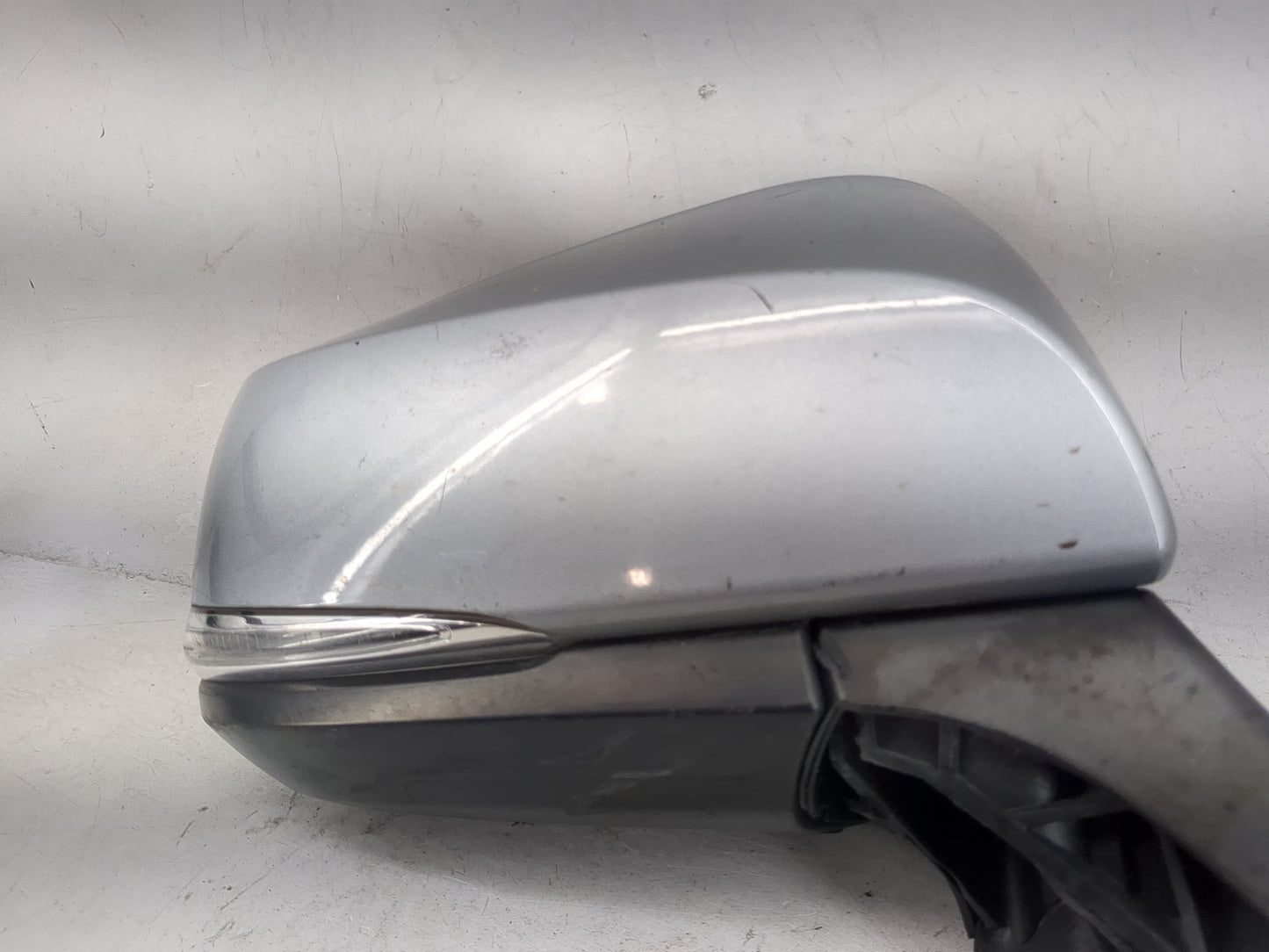 2022 Toyota Corolla Cross Passenger Side View Mirror - Right Door Mirror OEM Used - Oemusedautoparts1.com