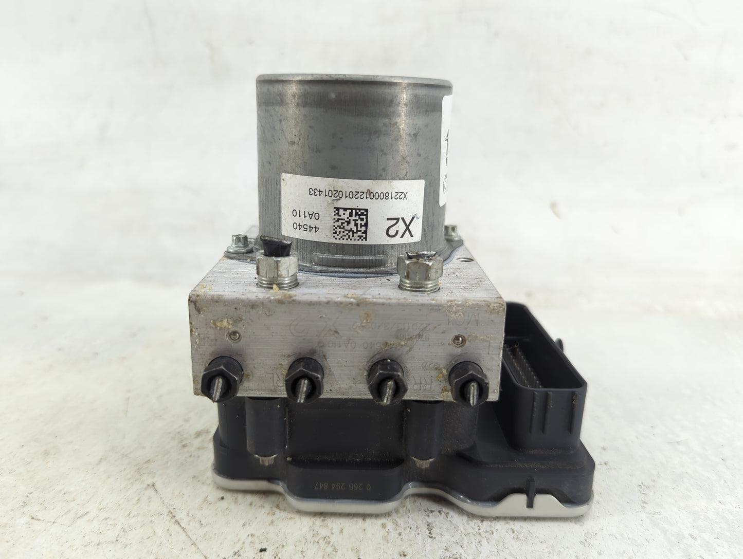 2022 Toyota Corolla Cross ABS Pump Control Module Replacement P/N:0265294847 44540, 0265255431 Fits OEM Used Auto Parts - Oe