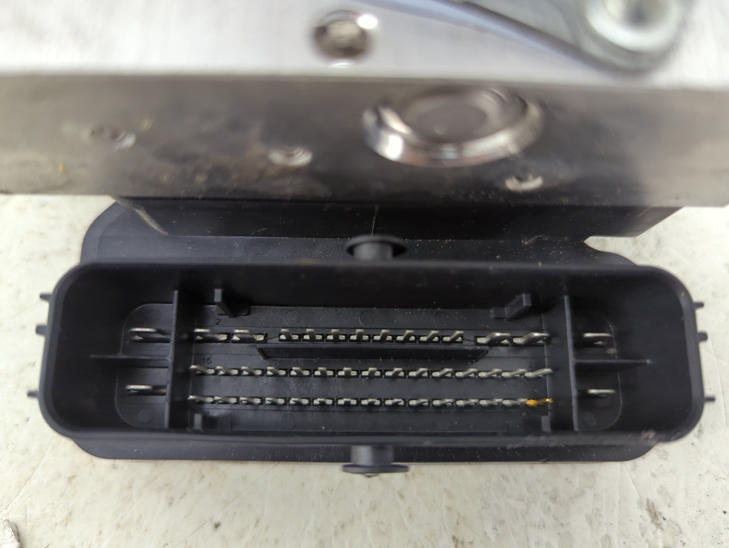 2022 Toyota Corolla Cross ABS Pump Control Module Replacement P/N:0265294847 44540, 0265255431 Fits OEM Used Auto Parts - Oe