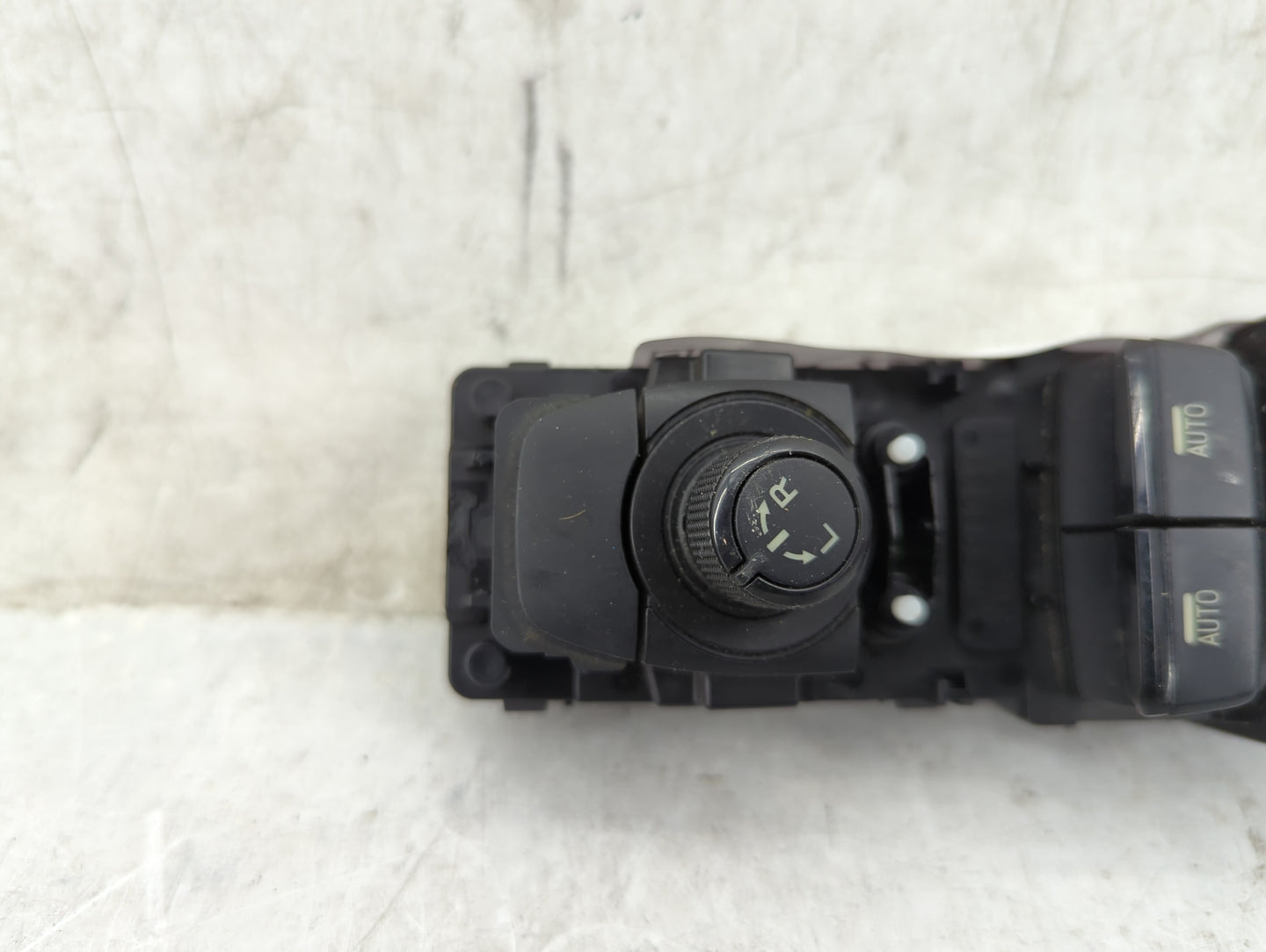 2022 Toyota Gr86 Master Power Window Switch Replacement Driver Side Left P/N:83071CC050 Fits OEM Used Auto Parts - Oemusedau