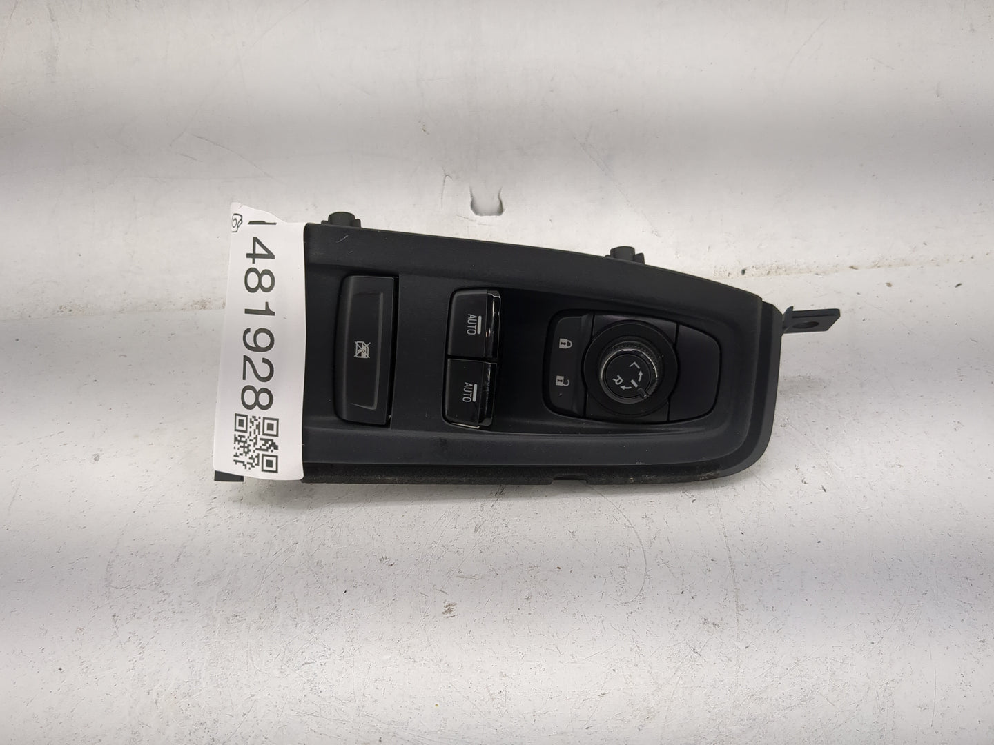 2022 Toyota Gr86 Master Power Window Switch Replacement Driver Side Left P/N:83071CC050 Fits OEM Used Auto Parts - Oemusedau