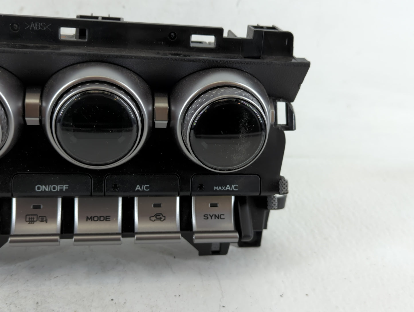 2022 Toyota Gr86 Climate Control Module Temperature AC/Heater Replacement P/N:72311CC030 237000-9262 Fits OEM Used Auto Part