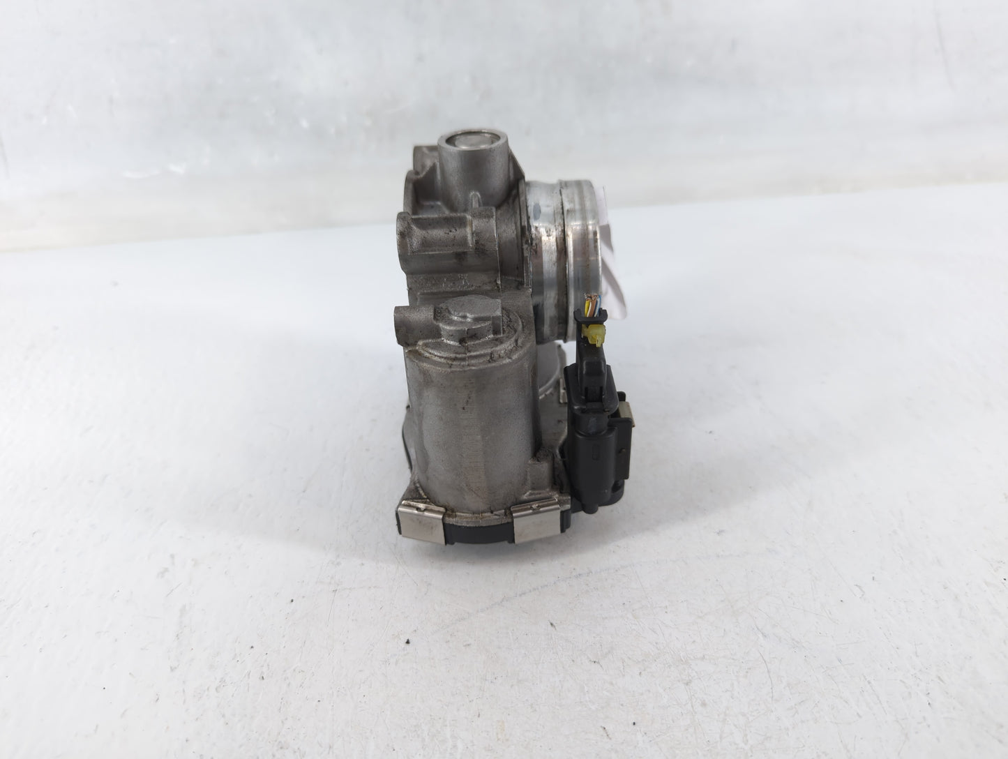 2017-2022 Toyota Highlander Throttle Body P/N:12671379AA Fits Fits 2016 2017 2018 2019 2020 2021 2022 OEM Used Auto Parts - 