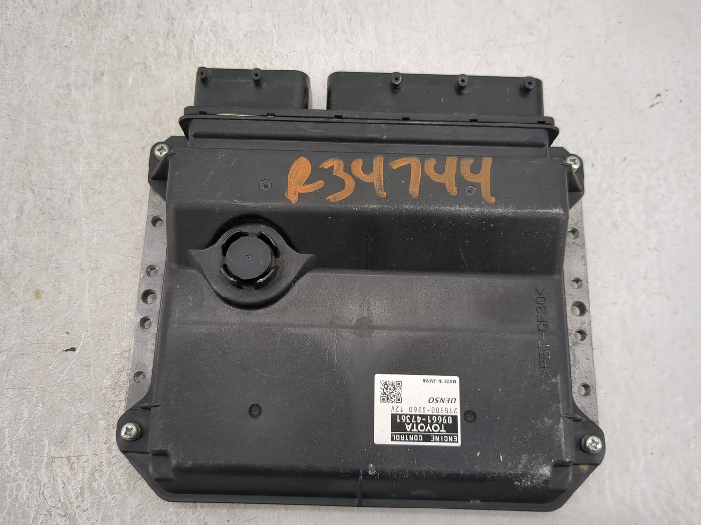2012-2013 Toyota Prius PCM Engine Control Computer ECU ECM PCU OEM P/N:89661-47361 Fits Fits 2012 2013 OEM Used Auto Parts -