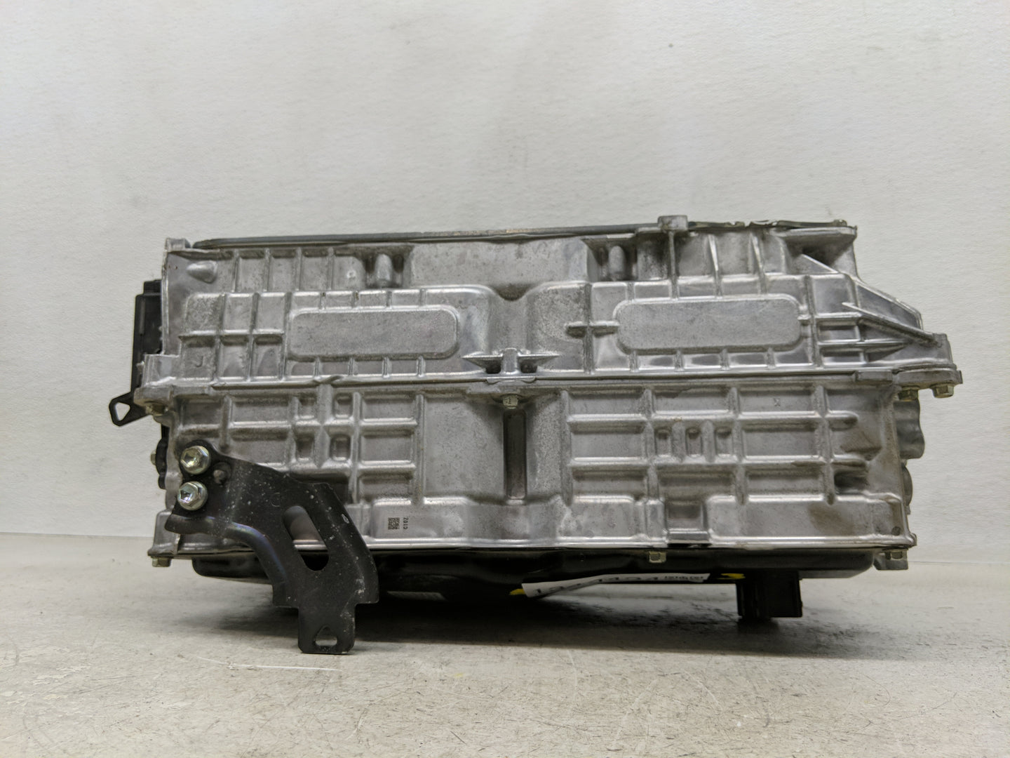 2019 Rav4 Ac Dc Power Control Module Accessory Computer Power Inverter - Oemusedautoparts1.com