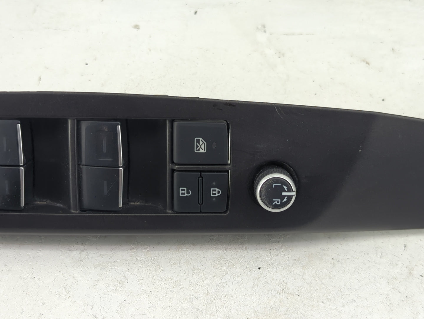2022 Toyota Rav4 Master Power Window Switch Replacement Driver Side Left P/N:84040-0E120 456-2S42 Fits Fits 2018 2019 2020 2