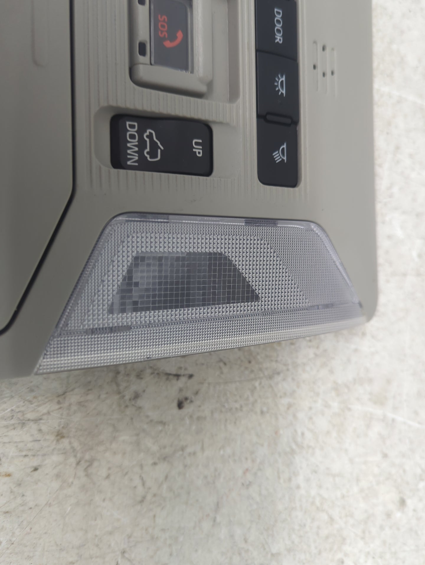 2019-2022 Toyota Rav4 Overhead Console W/rear Climate Control 1482765 - Oemusedautoparts1.com