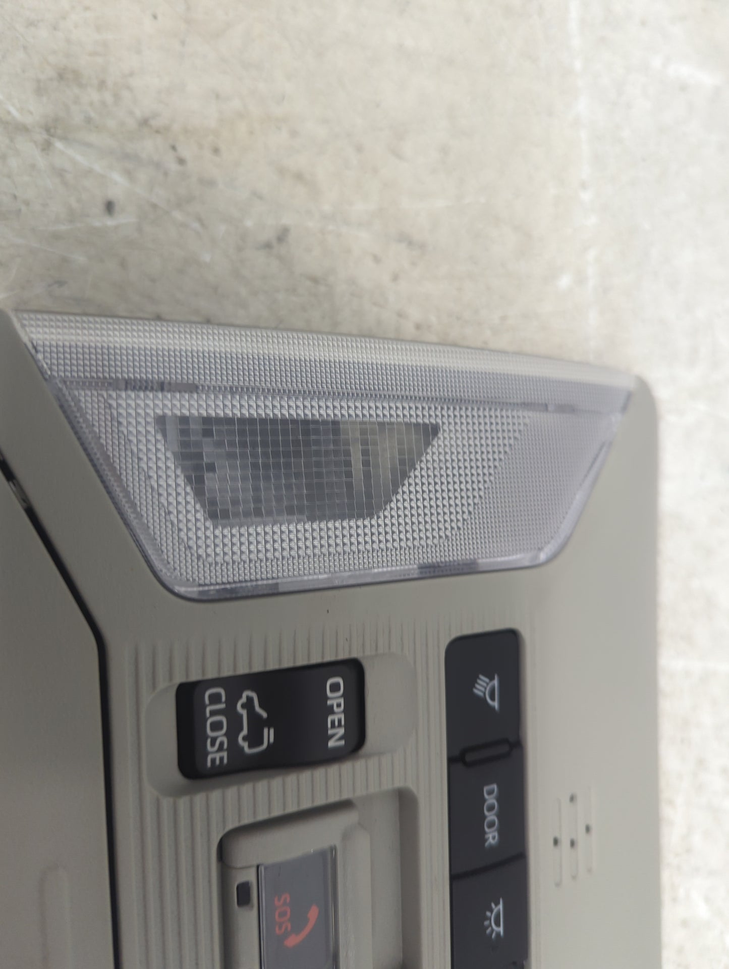 2019-2022 Toyota Rav4 Overhead Console W/rear Climate Control 1482765 - Oemusedautoparts1.com