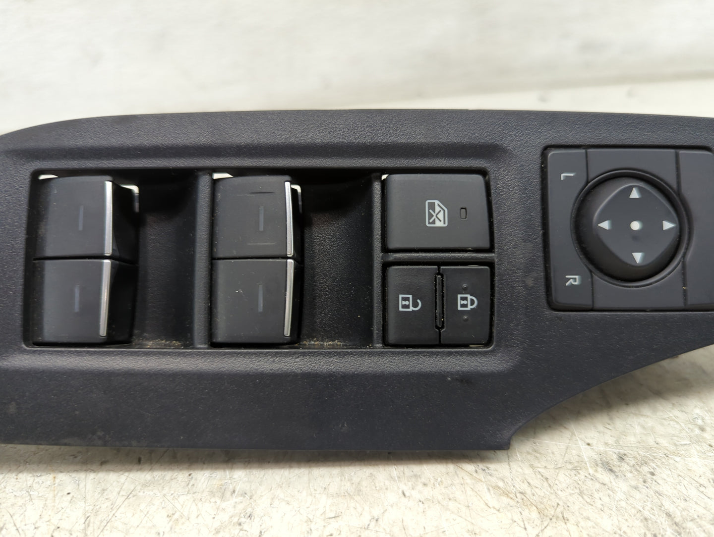 2022 Toyota Rav4 Master Power Window Switch Replacement Driver Side Left P/N:84040-0E120 Fits Fits 2018 2019 2020 2021 OEM U