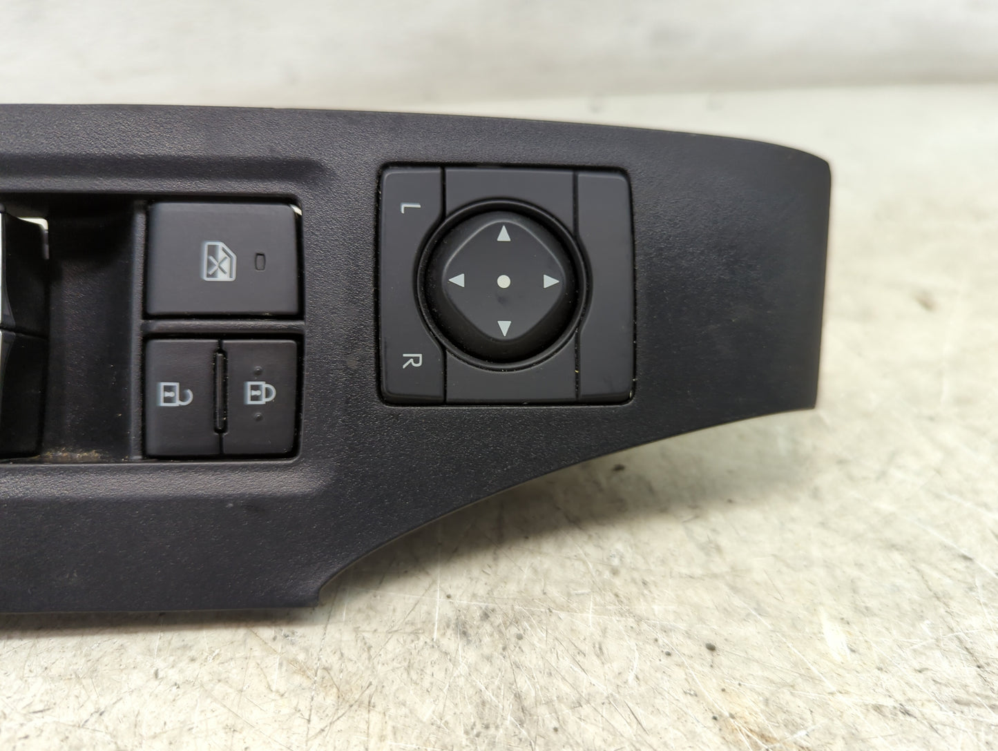 2022 Toyota Rav4 Master Power Window Switch Replacement Driver Side Left P/N:84040-0E120 Fits Fits 2018 2019 2020 2021 OEM U