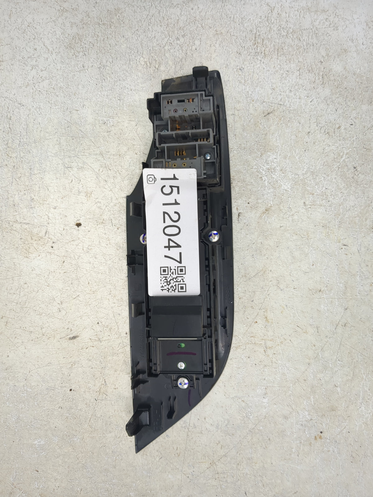 2022 Toyota Rav4 Master Power Window Switch Replacement Driver Side Left P/N:183930 Fits OEM Used Auto Parts - Oemusedautopa