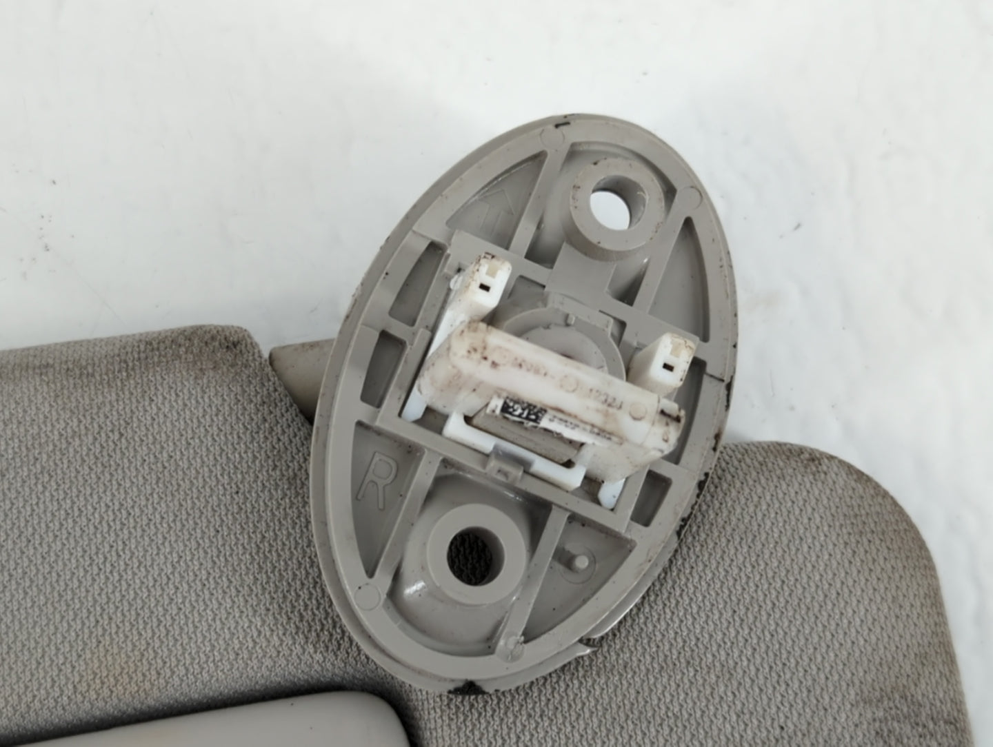 2021-2022 Toyota Sienna Sun Visor Shade Replacement Passenger Right Mirror Fits Fits 2021 2022 OEM Used Auto Parts - Oemused