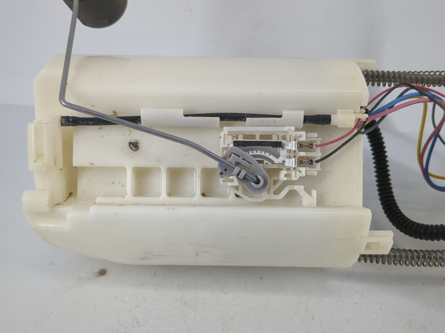2016-2022 Toyota Tacoma Electrical Gas Fuel Pump Assembly - Oemusedautoparts1.com