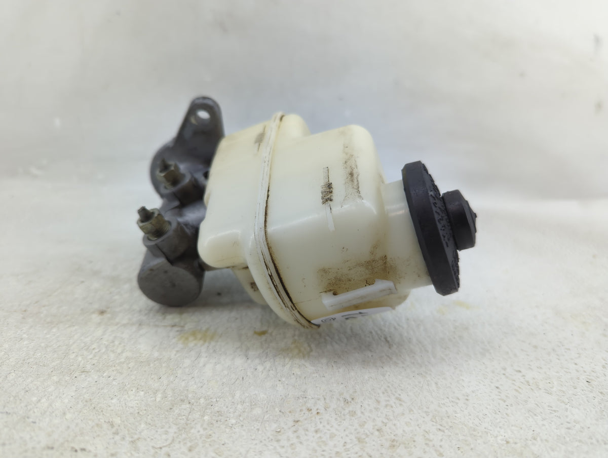 2009-2022 Toyota Tacoma Brake Master Cylinder 1277843 - Oemusedautoparts1.com