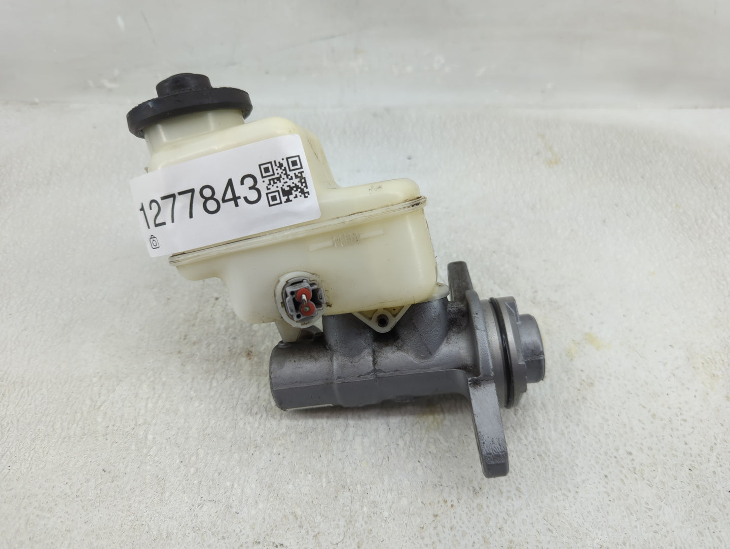 2009-2022 Toyota Tacoma Brake Master Cylinder - Oemusedautoparts1.com