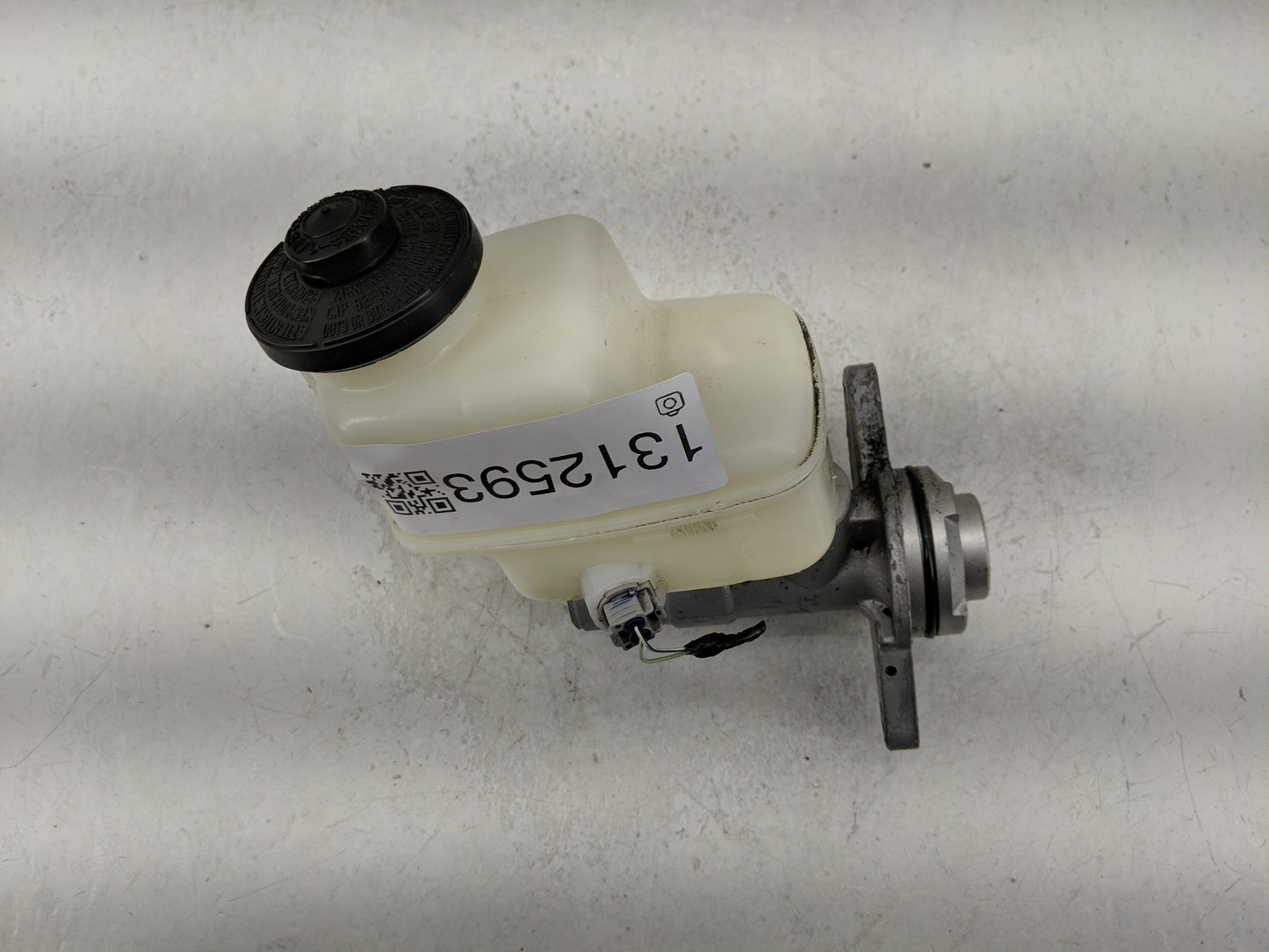 2009-2022 Toyota Tacoma Brake Master Cylinder 1312593 - Oemusedautoparts1.com