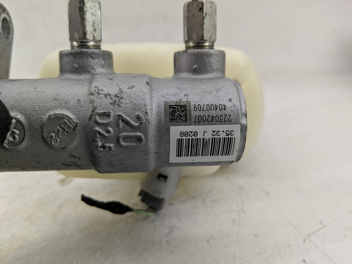 2009-2022 Toyota Tacoma Brake Master Cylinder 1312593 - Oemusedautoparts1.com