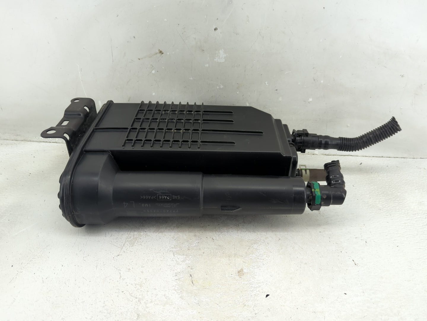 2022 Toyota Tacoma Fuel Vapor Charcoal Canister - Oemusedautoparts1.com