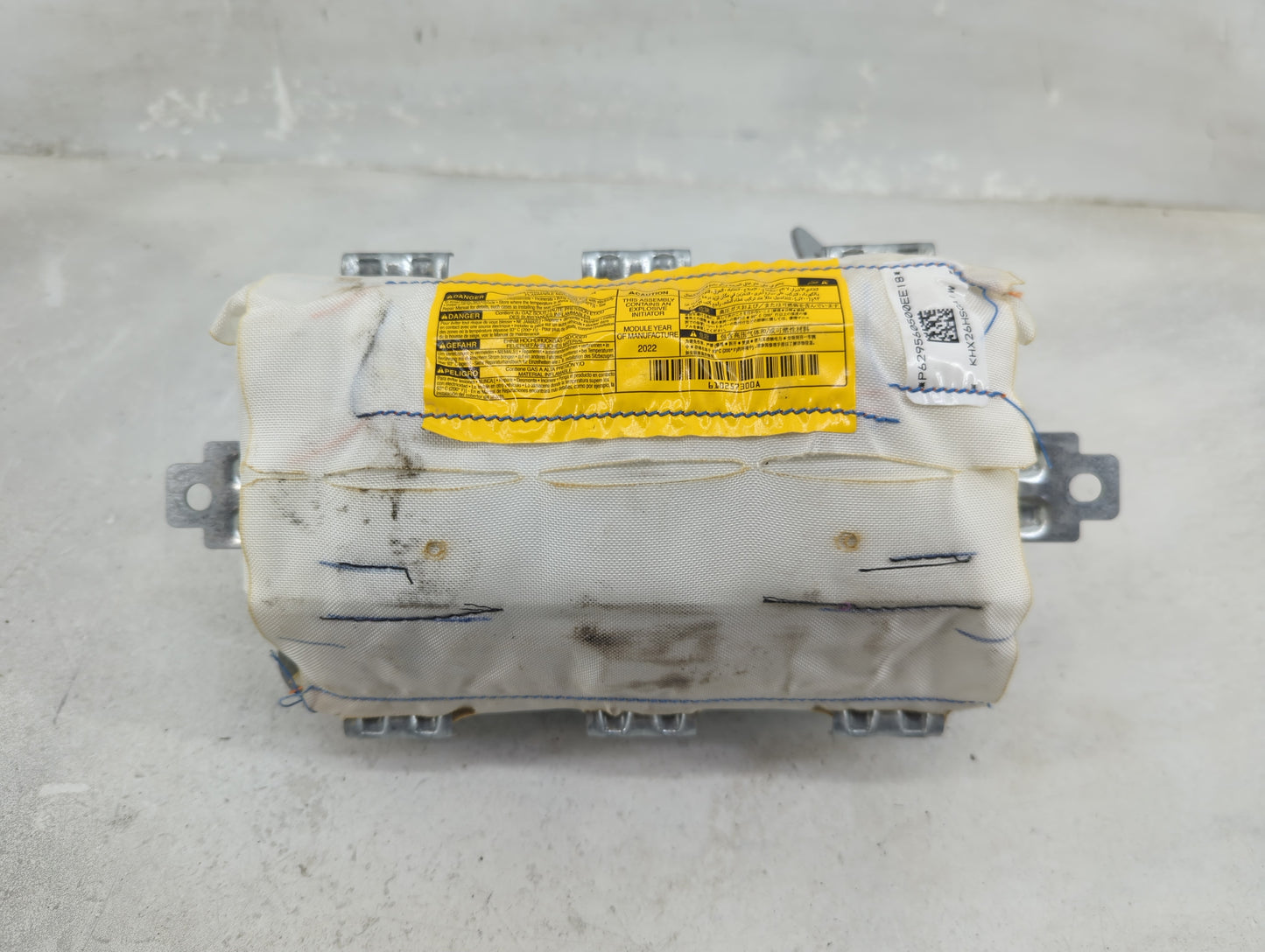 2016-2022 Toyota Tacoma Air Bag Passenger Right Dashboard OEM P/N:21F C6M 2M AQL 0080.P1.11.0029 Fits OEM Used Auto Parts - 