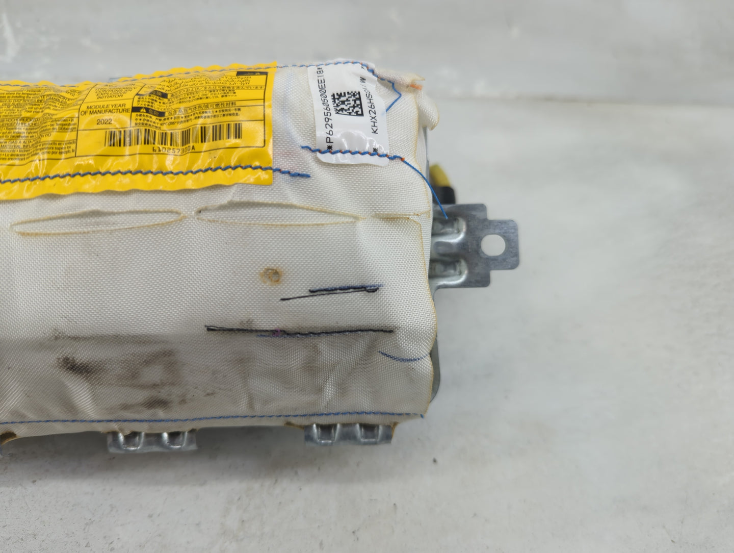 2016-2022 Toyota Tacoma Air Bag Passenger Right Dashboard OEM P/N:21F C6M 2M AQL 0080.P1.11.0029 Fits OEM Used Auto Parts - 