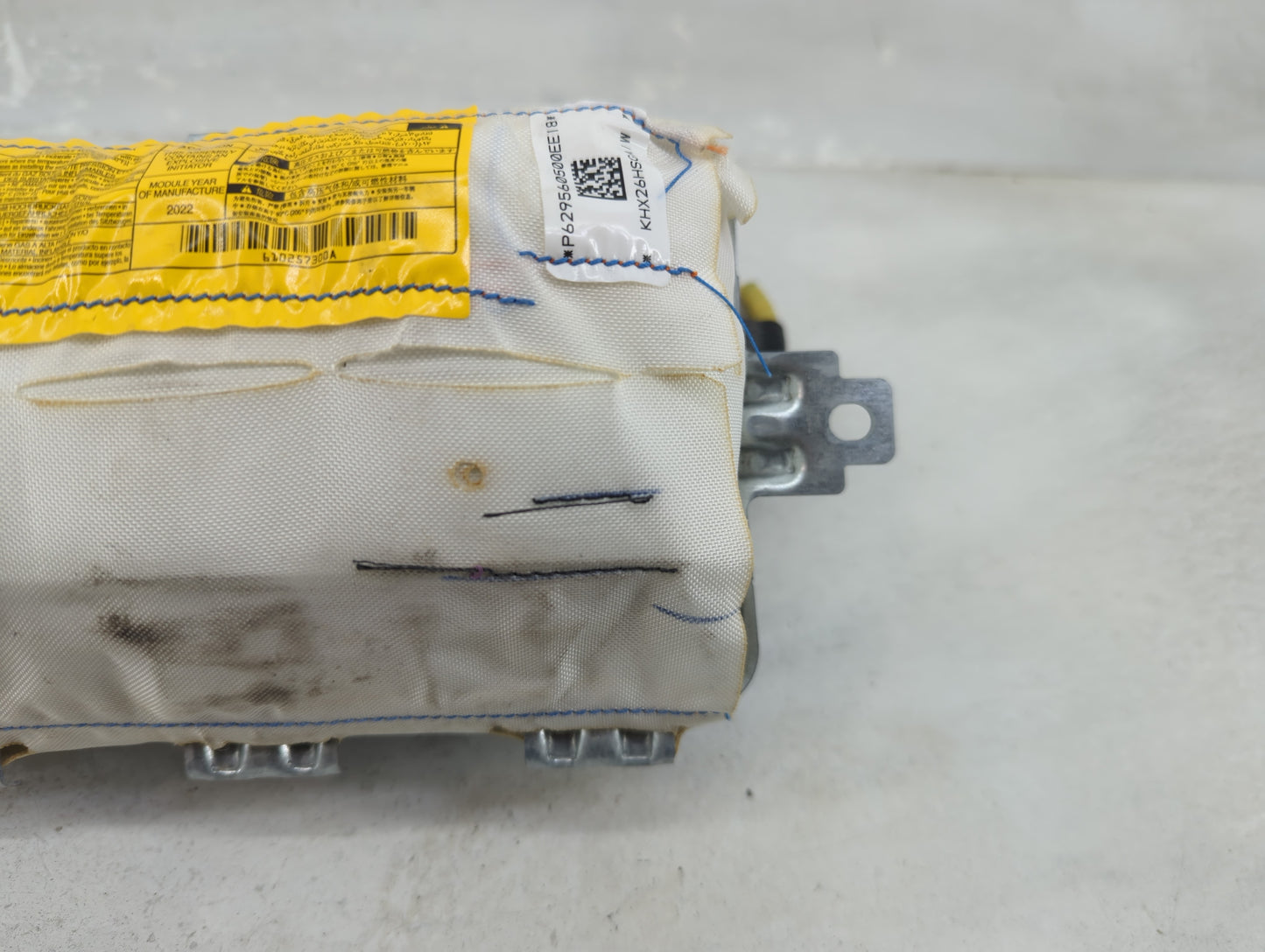 2016-2022 Toyota Tacoma Air Bag Passenger Right Dashboard OEM P/N:21F C6M 2M AQL 0080.P1.11.0029 Fits OEM Used Auto Parts - 