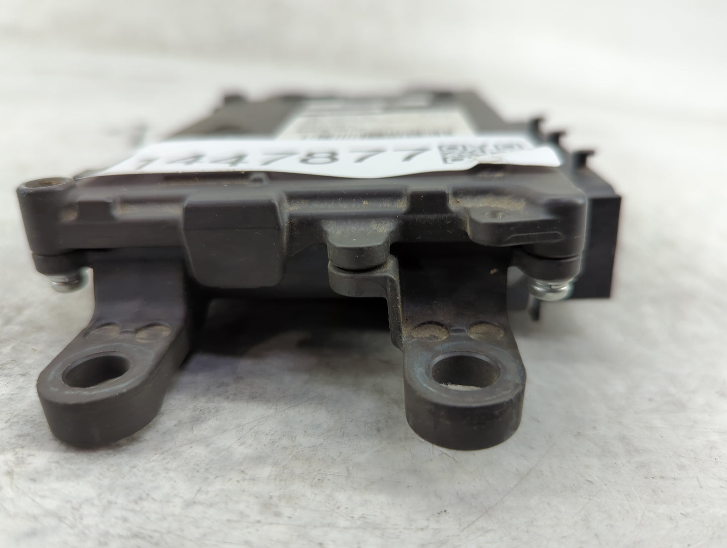 2022-2022 Toyota Tundra Transmission Control Module Tcu Tcm 89530-60680 - Oemusedautoparts1.com