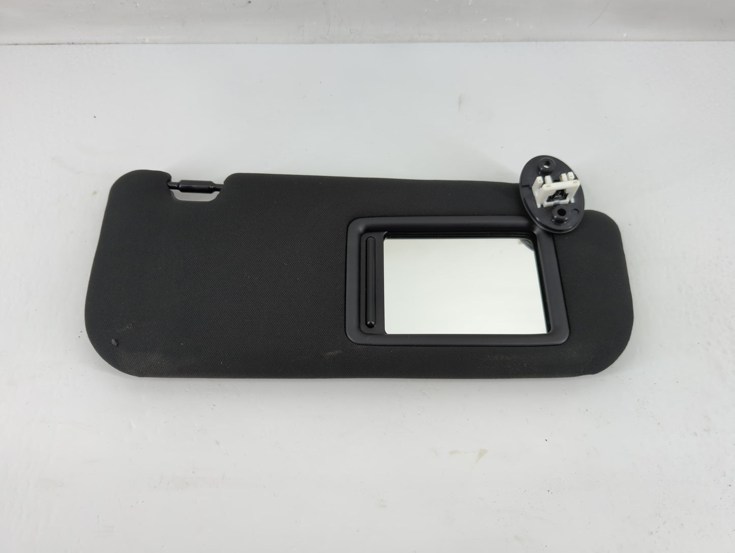 2021-2022 Toyota Venza Sun Visor Shade Replacement Passenger Right Mirror Fits Fits 2021 2022 OEM Used Auto Parts - Oemuseda